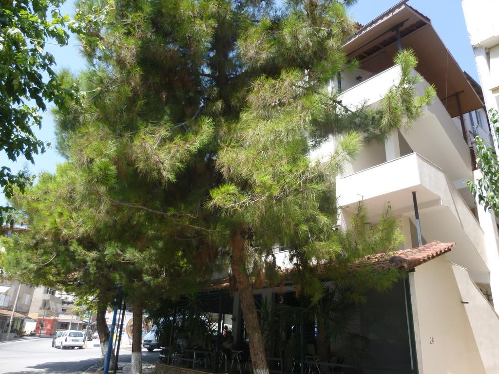 Joy Hotel Sarandë Exterior foto